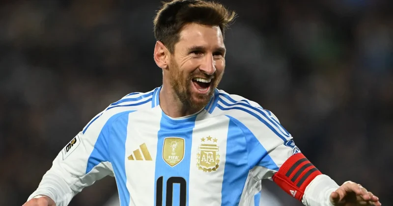 Messi İspaniyanın nüfuzlu mükafatını qazandı