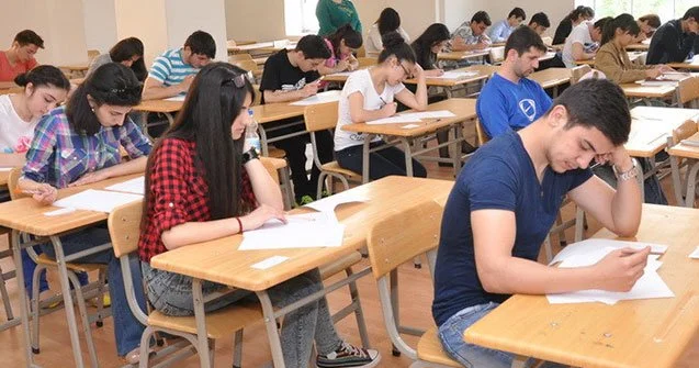 Bazar günü imtahan var