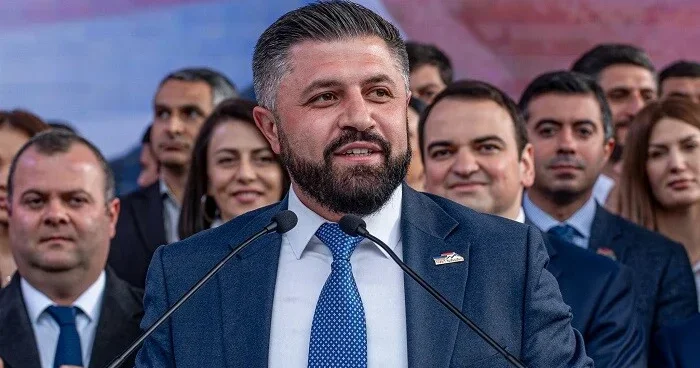 Karapetyanın yaxın tərəfdarı həbs edildi