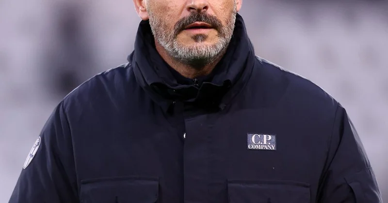 “Beşiktaş”da italiyalı məşqçi