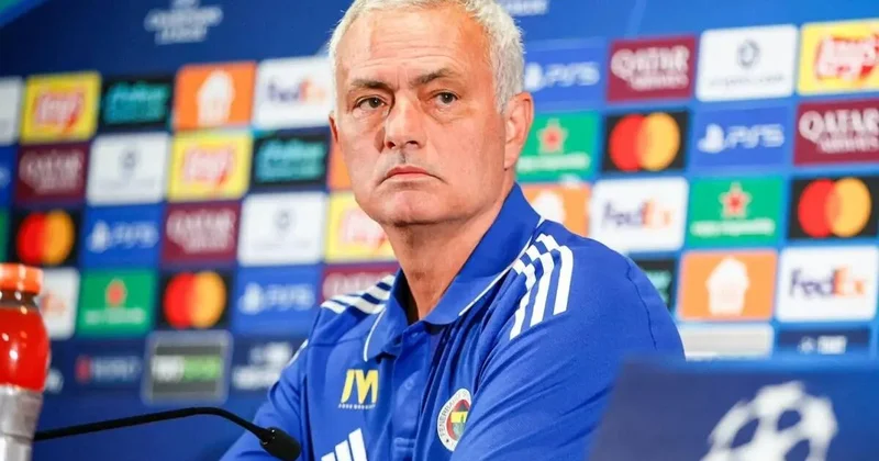 Mourinyo 6 futbolçunu Real dan göndərəcək