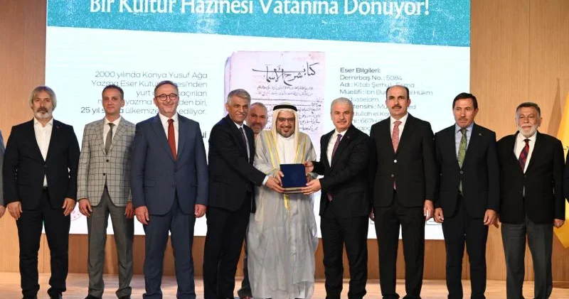 Oğurlanan 757 illik əlyazma Bəhreyndən geri gətirilib FOTO