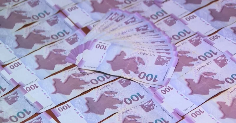 Уровень доверия населения к манату вырос