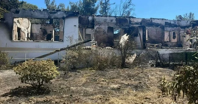 Türkiyədə yanaraq külə dönən istirahət mərkəzinin ürəkağrıdan görüntüləri