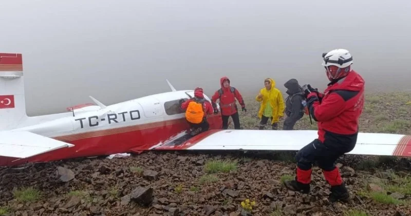 Türkiyədə qəzaya uğrayan təyyarədə pilot ölüb