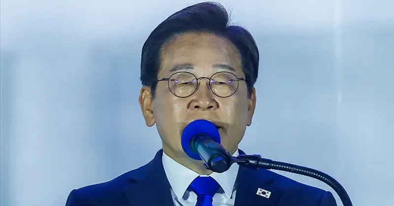 Cənubi Koreya prezidenti Li yarımadada sülh üçün Şimali ilə dialoq qurmağı hədəfləyir