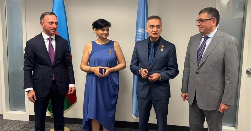 Деятели культуры Азербайджана награждены медалями в США