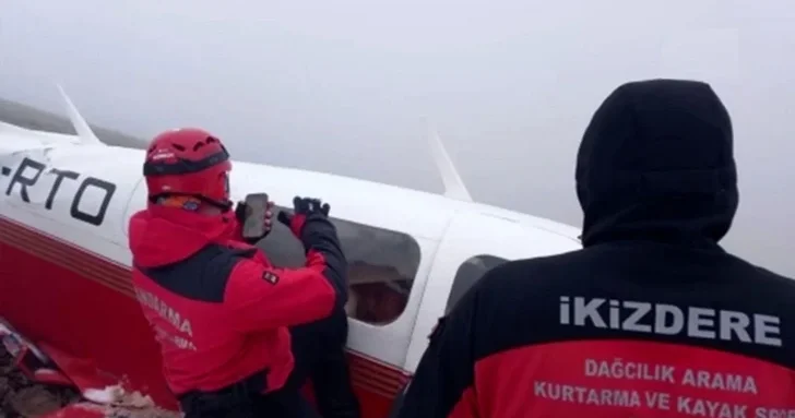 В Турции найдены обломки пропавшего частного самолета