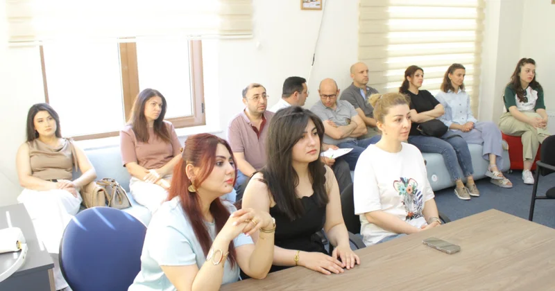 İspaniyanın Huelva Universitetinin əməkdaşı ADAU da Dayanıqlı İnkişaf Məqsədləri təcrübələrini bölüşüb