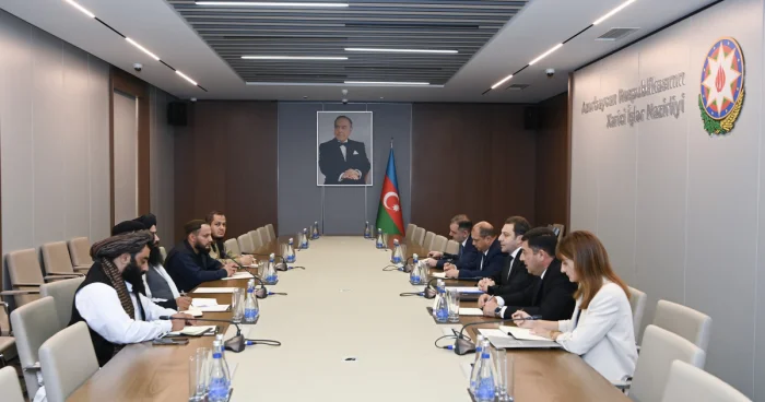 XİN müavini əfqan həmkarı ilə görüşüb