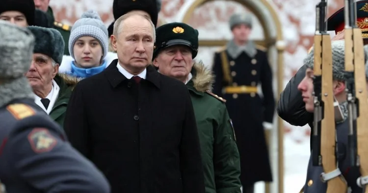 Putin üçün xüsusi tribunal: Nürnberq və Haaqa arasında