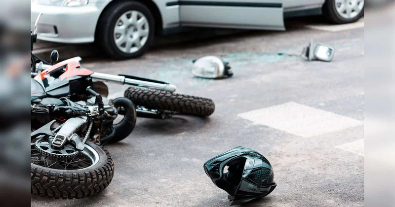 Sumqayıtda motosiklet iki piyadanı vurub