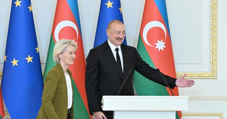 Bakı şərtləri diktə edir: Leyenin Azərbaycana səfərinin pərdəarxası