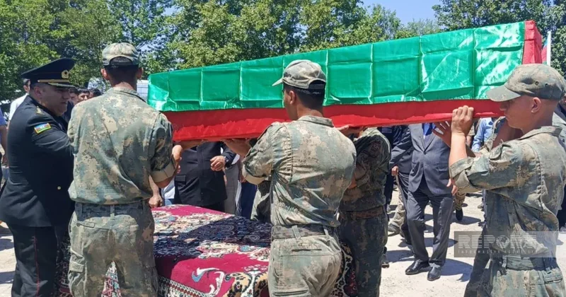 Шехид Мёйсюм Алиев похоронен на кладбище села Икинджи Махмудлу