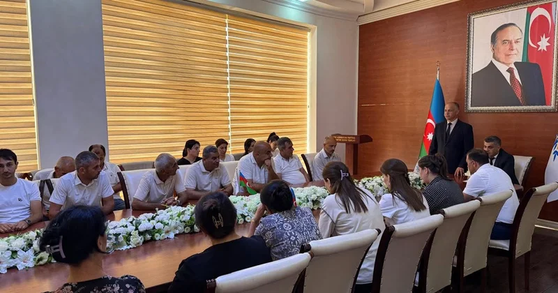 “Milli memarlıq irsimiz: tarixdən gələcəyə” FOTO