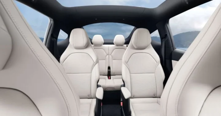Tesla üçsıralı Model Y ni ABŞ da satışa çıxarıb