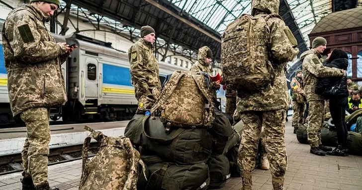 Украина и Германия обсуждают возвращение мужчин мобилизационного возраста