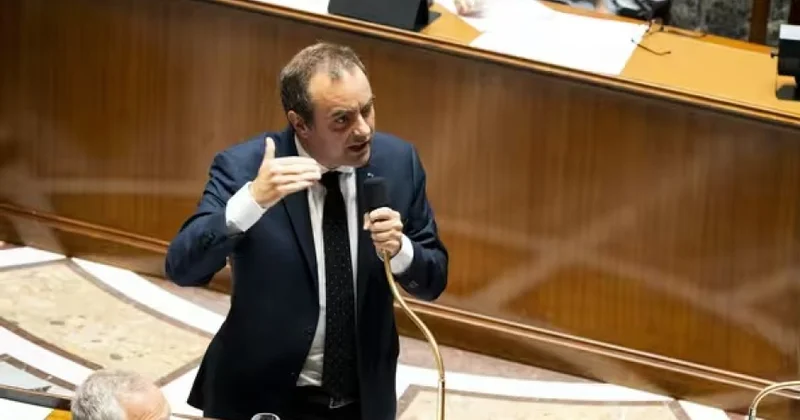 Fransa parlamentində hökumətə qarşı etimadsızlıq təklifinə baxılacaq
