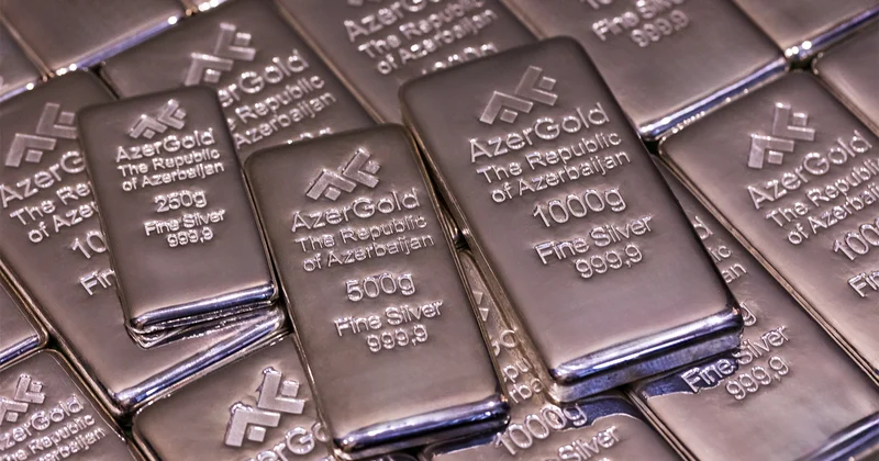 AzerGold впервые представил серебряные слитки на местном рынке