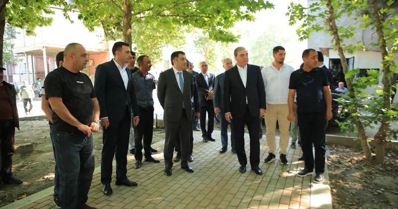 Niyazi Bayramov “ABAD məhəllə” layihəsi çərçivəsində görülən işlərlə tanış oldu Fotolar