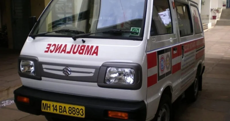 В Пакистане автобус упал в овраг: 24 человека погибли, 8 ранены