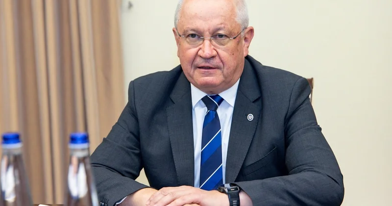 Премьер министр Молдовы Александр Мунтяну объявил об отставке