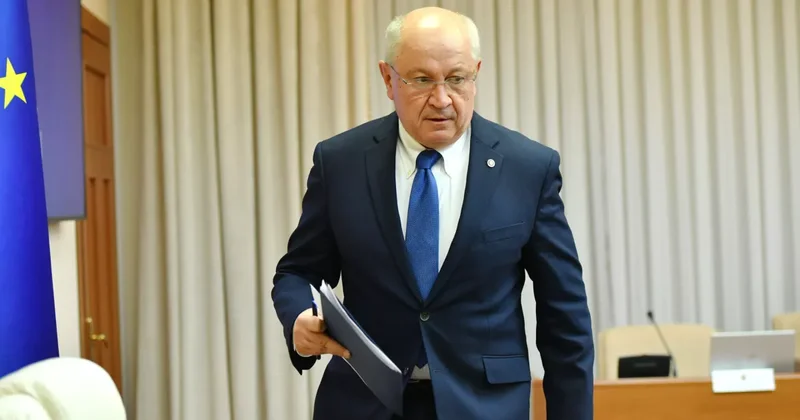 Премьер Молдовы ушел в отставку