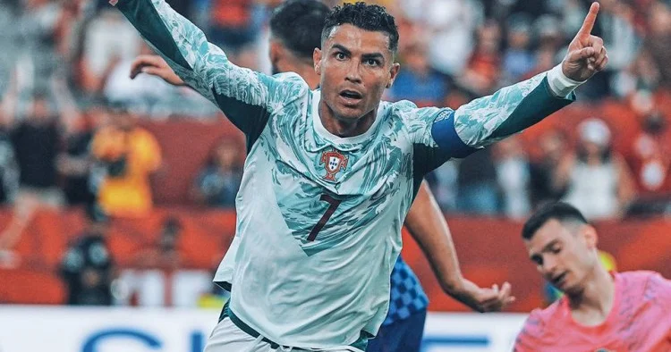 Ronaldo bunu bacaran ilk futbolçu oldu