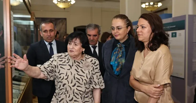 Milli Azərbaycan Tarixi Muzeyində Birinci Türkoloji Qurultayın 100 illiyinə həsr olunan sərgi açıldı FOTO