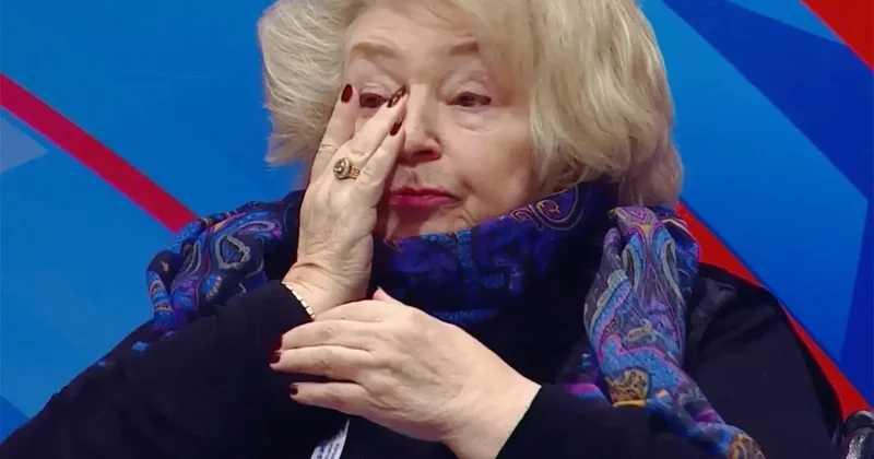 Тарасова объяснила, почему Овечкин решил остаться в США