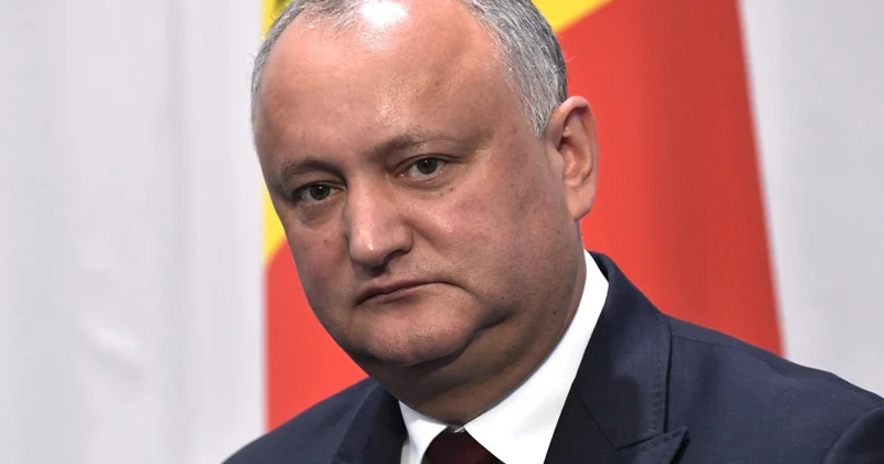 Пророссийский Додон идет на выборы под новым брендом
