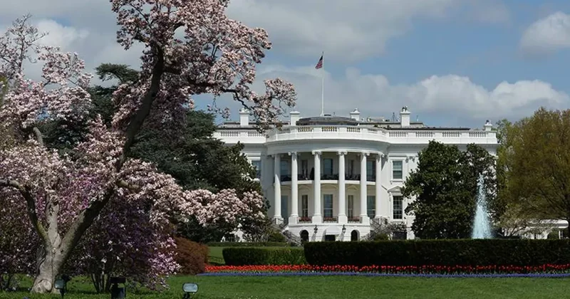 В США критикуют план Трампа по реконструкции Белого дома