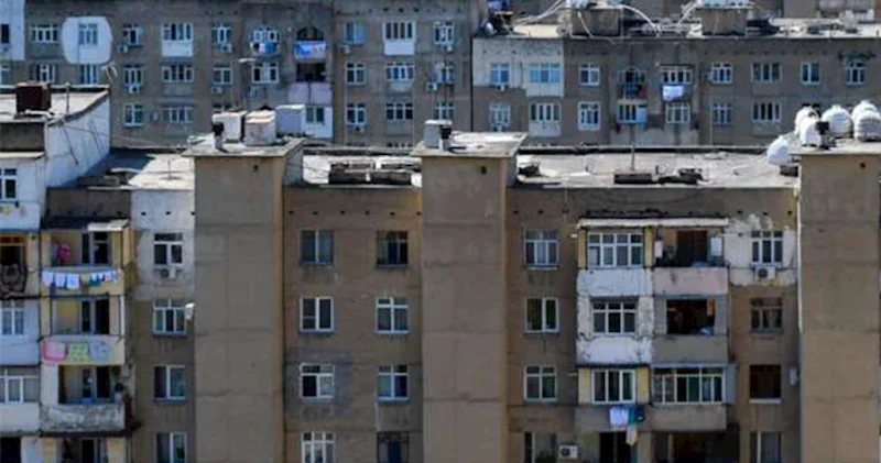 Azərbaycanda yaşayış evlərinin 65% i 1946 1990 cı illərdə tikilib