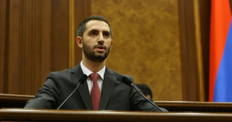 Ermənistan parlamentində qalmaqal “Əks halda köhnə metdolara əl atacağıq...”