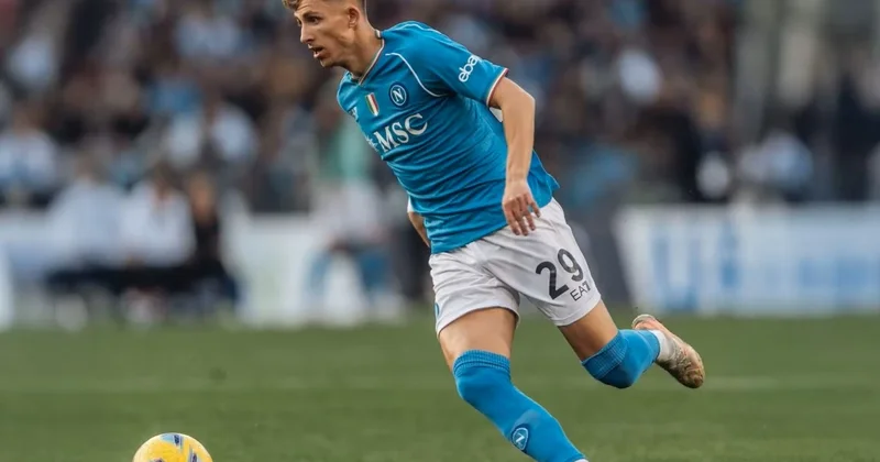 “Napoli” Lindströmün “Şalke”yə transferinin alınmamasını izah edib