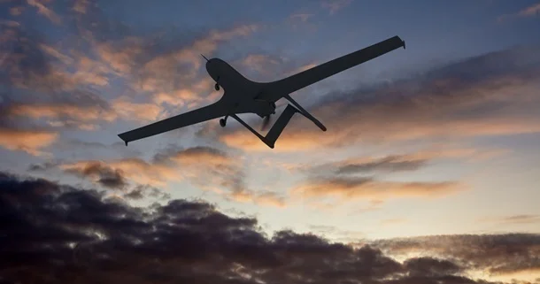 Dron hücumlarından sonra Kerç, Simferopol və Feodosiyada partlayışlar eşidilib, yanğın başlayıb