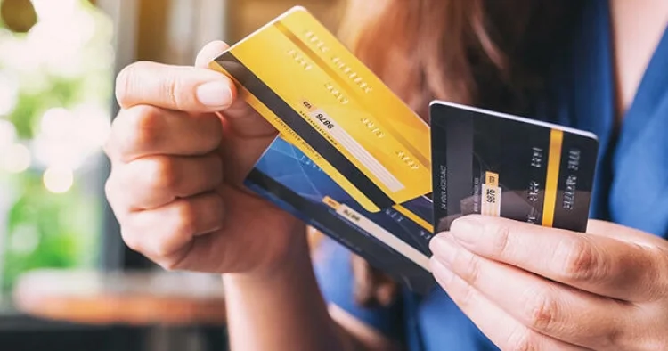 Bank kartları ilə bağlı problemlər artır