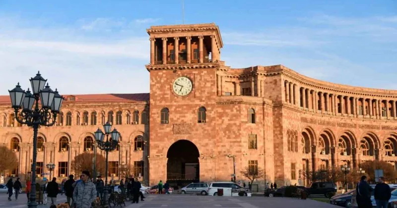 Ermənistan prezidentinin fərmanı ilə hökumət üzvləri yenidən vəzifələrinə təyin ediliblər