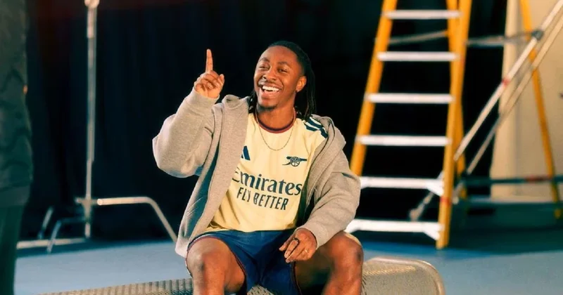 “Arsenal” yeni mövsüm üçün üçüncü formasını təqdim edib FOTO