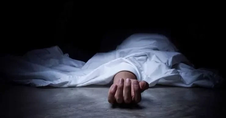 Bakıda 19 yaşlı oğlan evində ölü tapıldı