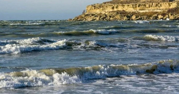 Xəzərin bu hissəsi insanlarımızı udur Rəsmi