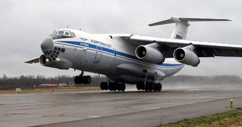 Аварийная посадка Ил 76 в России видео