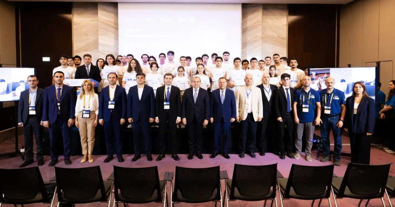 ICPC dünya finalı çərçivəsində “R.M. 90” proqramlaşdırma müsabiqəsinin qalibləri mükafatlandırılıb