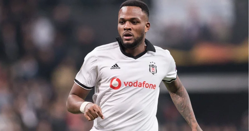 Beşiktaş ın sabiq üzvü Feyenoord da RƏSMİ