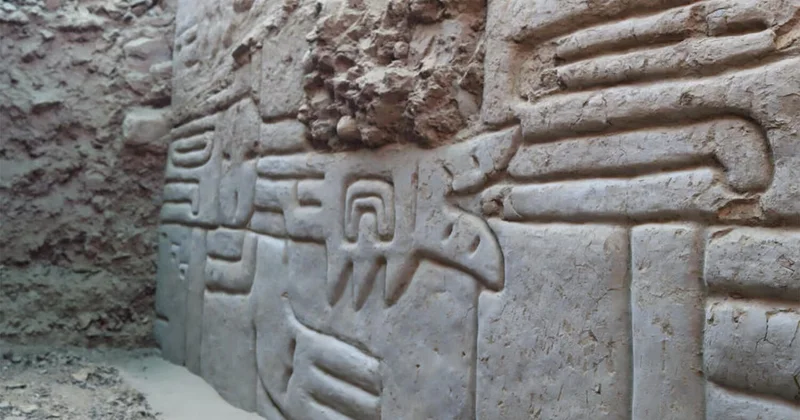3D фреску возрастом 4000 лет нашли в Перу