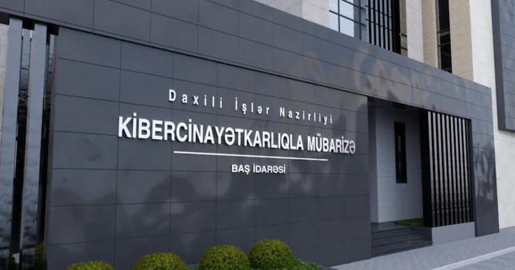 Tik Tok və Instagramdan şəxsi məlumatları ələ keçirən haker tutuldu