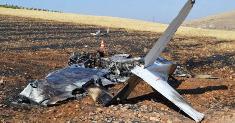 Türkiyədə təyyarə qəzası uğradı Pilot həlak oldu FOTO