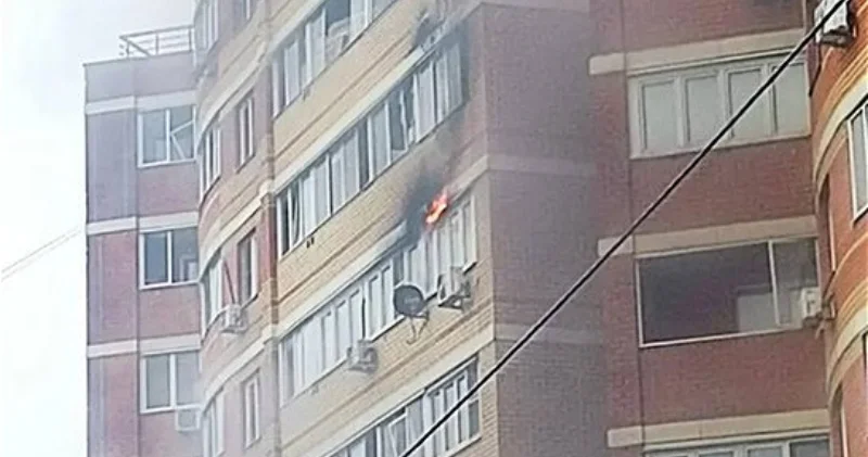 В Москве заявили о попадании дронов в жилые дома ФОТО