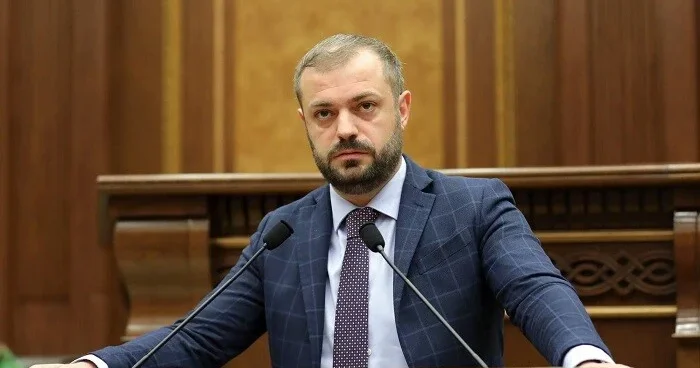 Rusiya bazarından çıxmaq istəmirik Papoyan