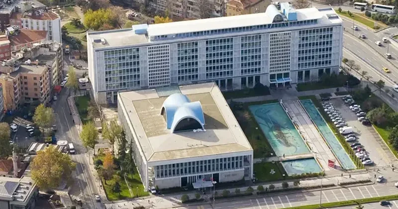 В Стамбуле задержаны еще 12 подозреваемых по делу о коррупции в муниципалитете